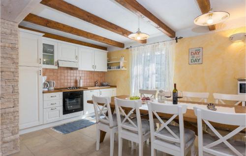 virtuve, Villa Natura Mikulezi in Brgod