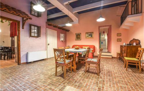  Lovely Home In Milo With Wifi in Milo