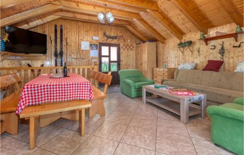 Beautiful Home In Breze With Wifi in Breze