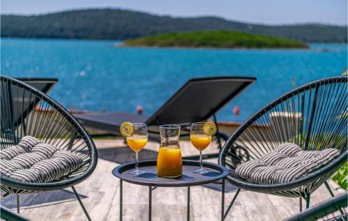 ทัศนียภาพภายนอกโรงแรม, Awesome Home In Medulin in เมดูลิน