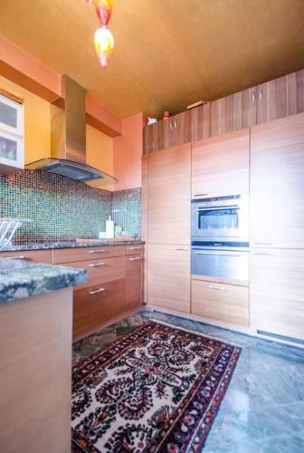 3 bedroom 2 bathroom Art Deco flat in Basel City, Basel (Foto 6)