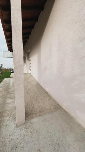 Létesítmények, Prenoćište Katarina JUGOVO (Prenociste Katarina JUGOVO) in Udovice