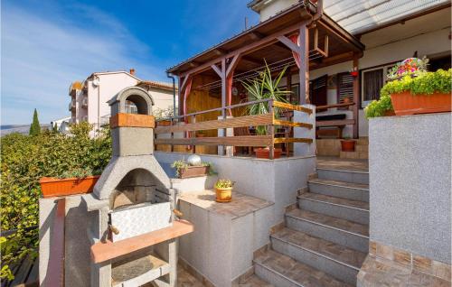 Viesnīcas āriene, Awesome Apartment In Sveti Juraj With Wifi in Sveti Juraj
