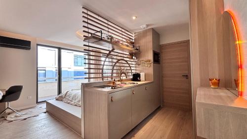 Blossom Suite-Hyper centre Jacuzzi Balcon clim, Lyon (photo 6)