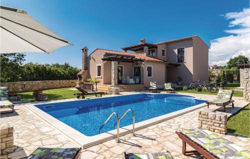 Holiday Home Pula Valtura Ii - Location saisonnière - Valtura