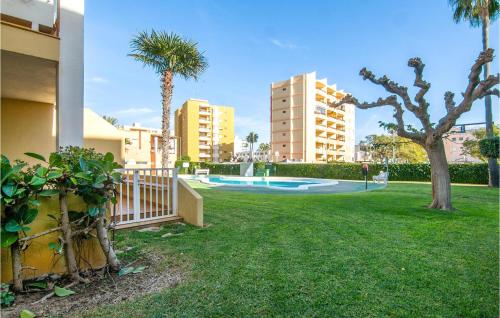 Úszómedence, Beach Front Apartment In Xeraco in Xeraco