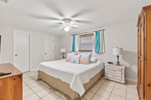 Sarasota Costal Vibe 15 min from Siesta Key in Sarasota, USA