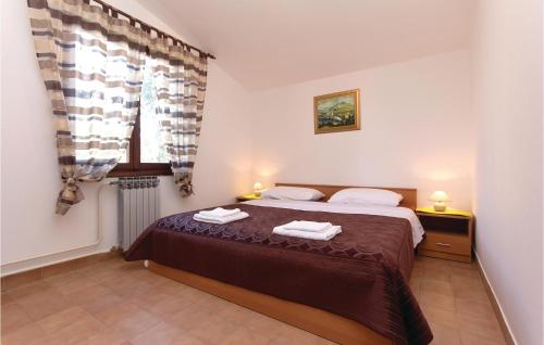2 Bedroom Amazing Apartment In Pula