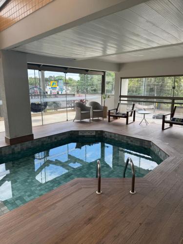 Apartamento executivo Particular in Itacorubi