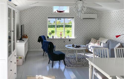 Four-Bedroom Holiday Home