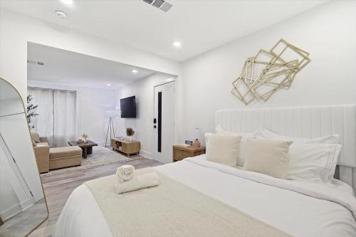 Luxe Urban Studio Oasis in Heart of Dallas! in Dallas, USA