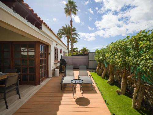 Maspalomas Palms premium bungalow, private, relaxing, swimming pool