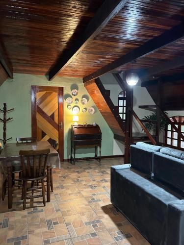Közös társalgó / TV, Chalé Bela Vista (Chale Bela Vista) in Engenheiro Passos