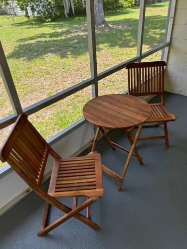 Pet Friendly Home near New Smyrna Beach! in Edgewater, USA