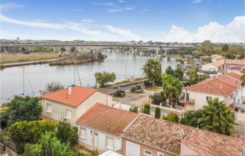 Four-Bedroom Holiday Home in Le Grau d'Agde - image 11