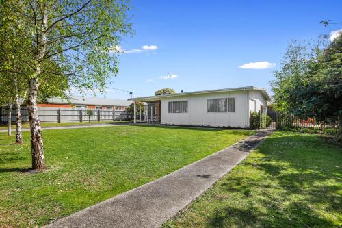 Lady Di - Stylish Beach Shack