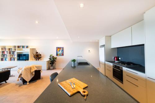 Bridgepoint 23, Kingston  (photo 5)