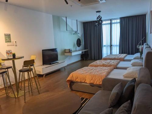 SUMMER SUITES APARTMENT-The Summer Shopping Mall in Samarahan