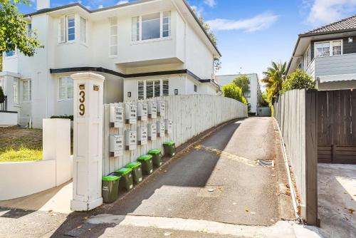 Herne Bay 1BR Retreat by Zodiak Stays, Auckland (foto 7)