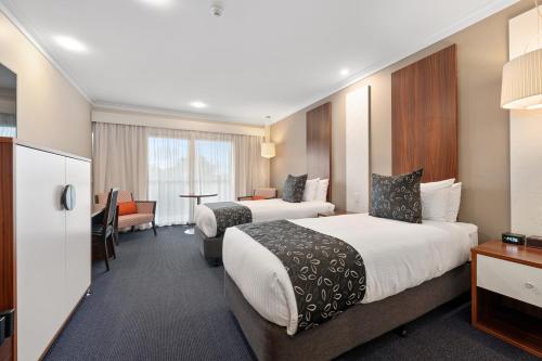 2 Single Beds Nonsmoking Upgrade