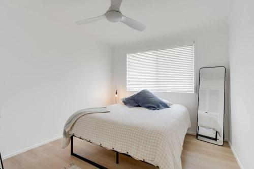 Coastal Getaway 2-BR Retreat in Palm Beach