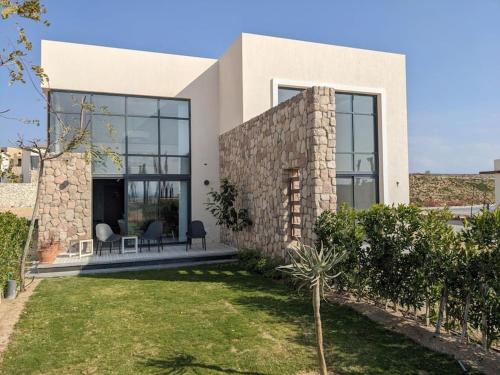 Modern Beachfront 1BR Loft with Garden in Somabay, Hurghada (Foto 6)