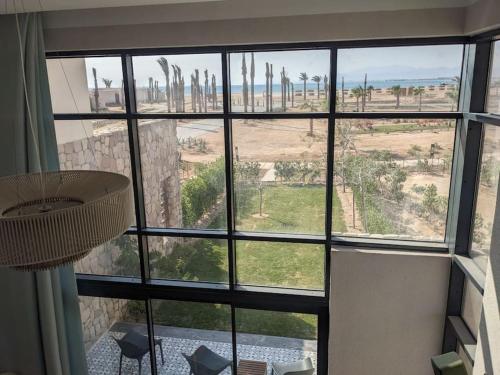 Modern Beachfront 1BR Loft with Garden in Somabay, Hurghada (Foto 7)