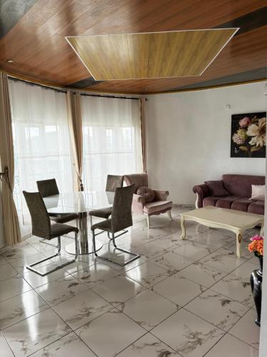 Green house heaven in ครีบี