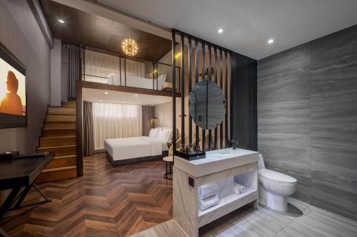 TOWO上品酒店(西安1号线开远门地铁站店) TOWO上品酒店(西安1号线开远门地铁站店)