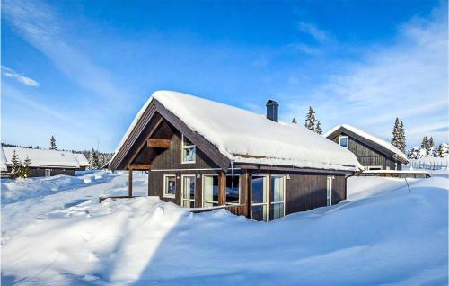 . 4 Bedroom Amazing Home In Lillehammer