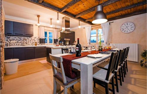 virtuve, Villa Tomani in Krmed