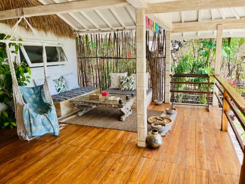 Scar Reef Resort - Beachfront Paradise HALF BOARD or NIGHT STAY in Beru