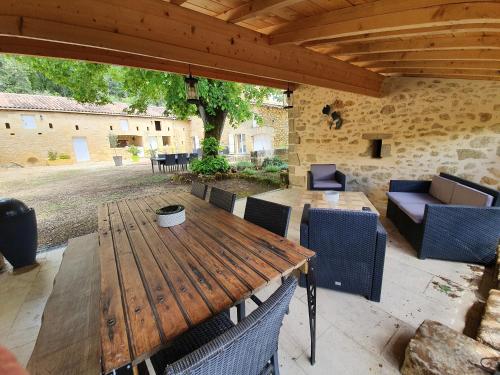 陽台/露台, 卡內達克洛斯之家 (Gite Le Clos de la Caneda) in 拉加內達