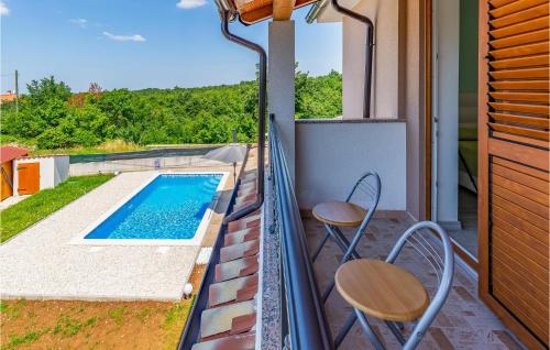 Peldbaseins, Amazing Home In Filipana in Filipana