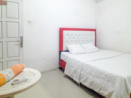 Standard Double Room image 9