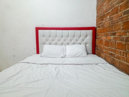 Standard Double Room image 8
