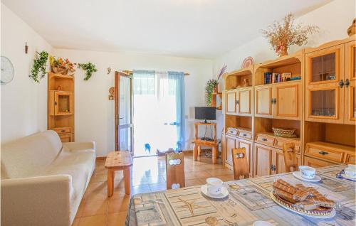  2 Bedroom Awesome Home In Cannigione in Cannigione
