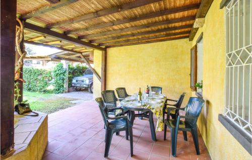  2 Bedroom Awesome Home In Cannigione in Cannigione