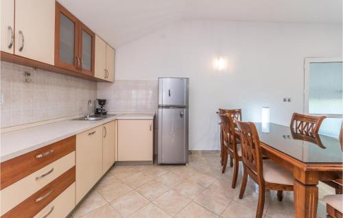 virtuve, Pet Friendly Apartment In Polaca in Polaca