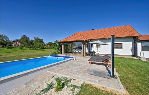 Bassein, Lovely Home In Plesivica With Sauna in Donji Koncovcak