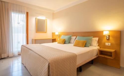 Inturotel Azul Garden in เฟลานิช