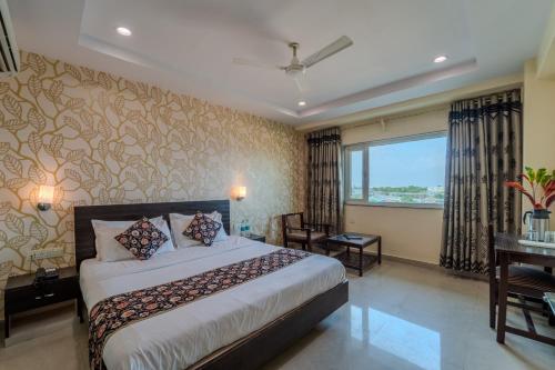 Superior Double Room image 10