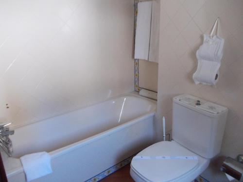Casa de S. Thiago do Castelo - image 10