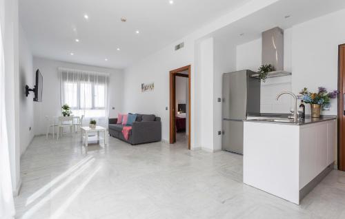 セビリア Aticos Lux Sevilla Piscina Parking 3つ星 ゲストハウス スイート