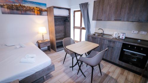 Napoli Suites Studios Aparthotel 3