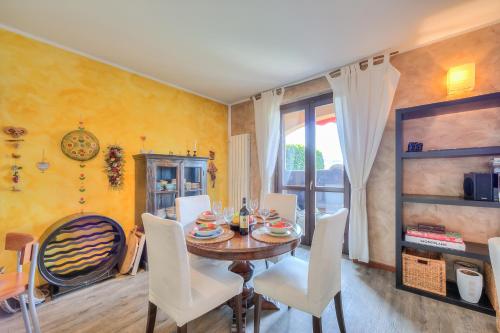 設施, Miralago Lake View & Private Garden - Happy Rentals in 伊斯普拉