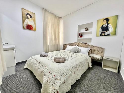 Casa Amaradia - Free Private Parking - Budget & Pet Friendly, Craiova