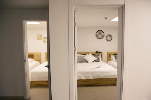 3BR 2Bath 5Bed for big group 1F