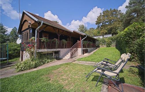 Viesnīcas āriene, 1 Bedroom Awesome Home In Augustanovec in Pisarovina
