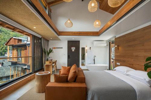 1 queen bed